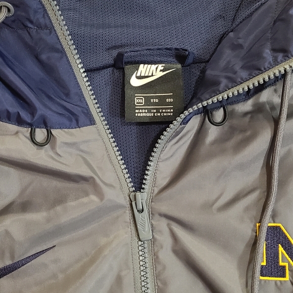 Nike University of Michigan Windbreaker Jacket Size XXL - Picture 3 of 4